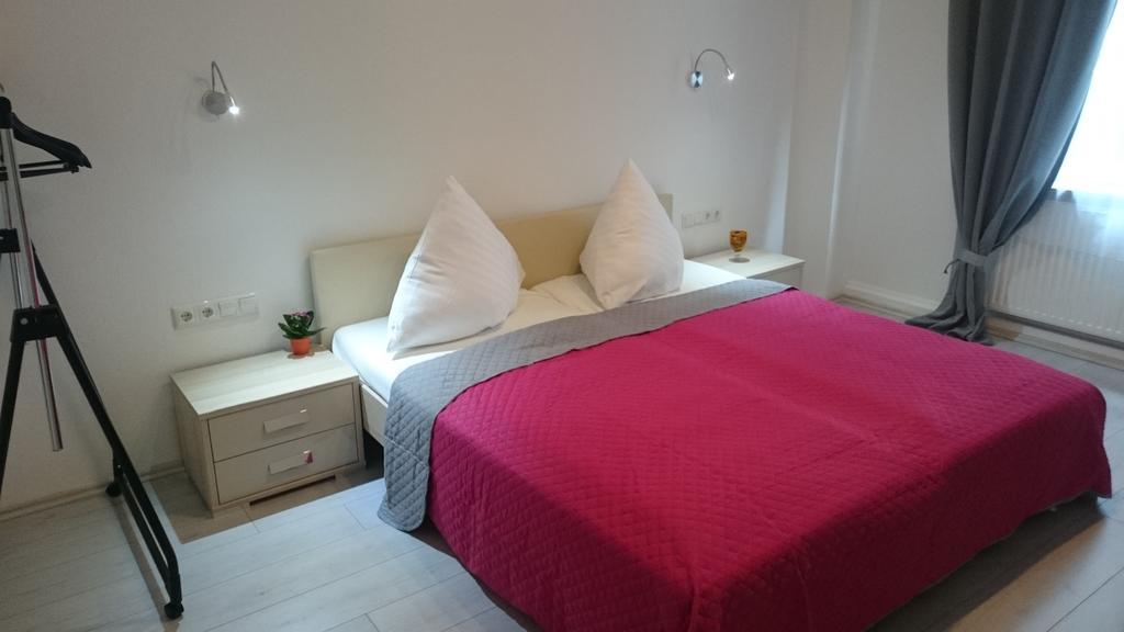 Avi City Apartments Goodhouse Dusseldorf Exterior photo